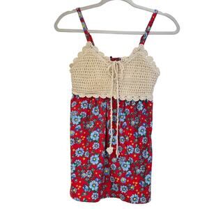NO Boundaries Womens S Red Blue Floral Print Baby Style Crochet Detail